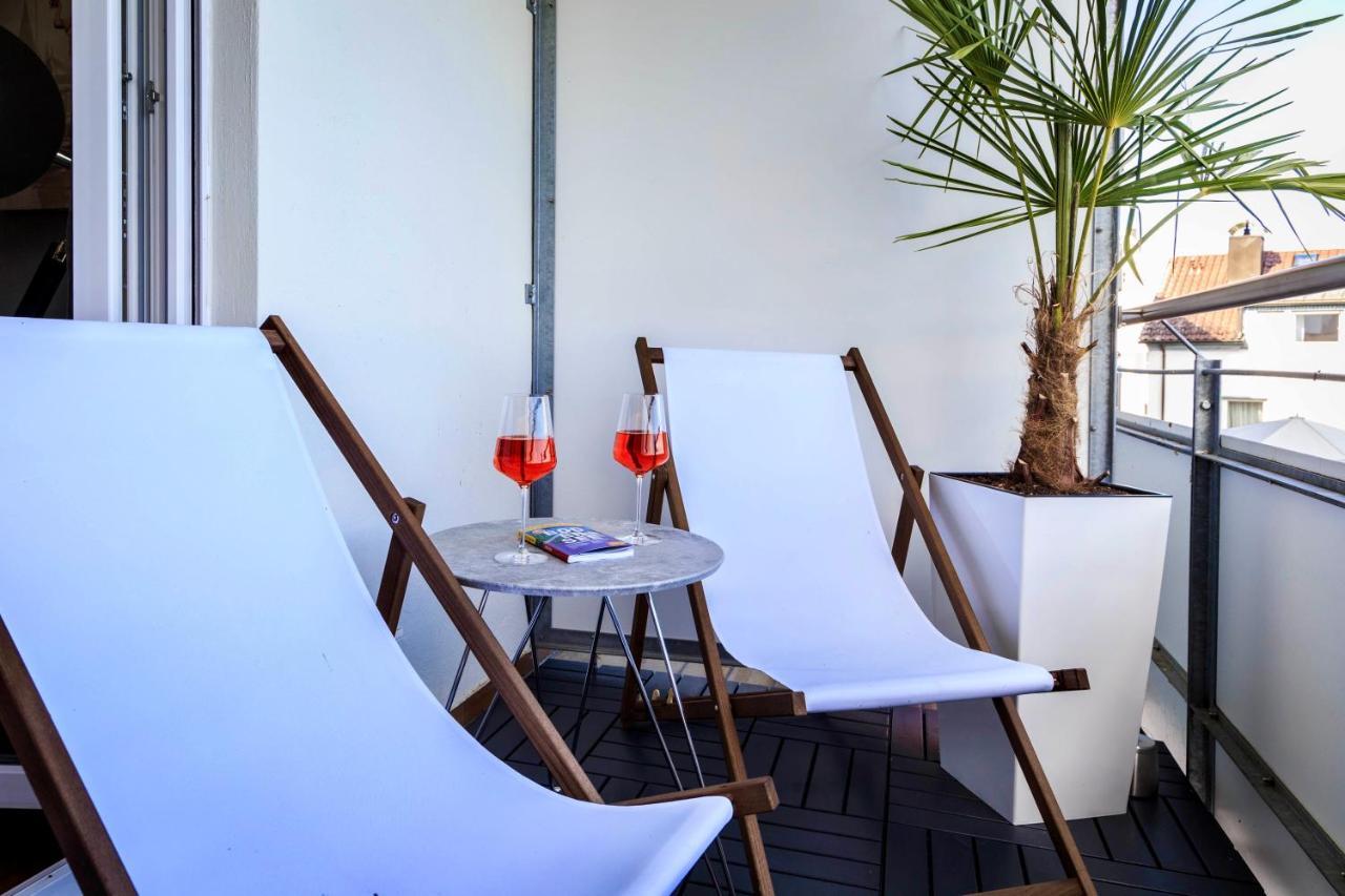 Auszeit Apartment Bodensee: Lakeside Retreat with Private Beach and Alpine Views Friedrichshafen Exterior photo